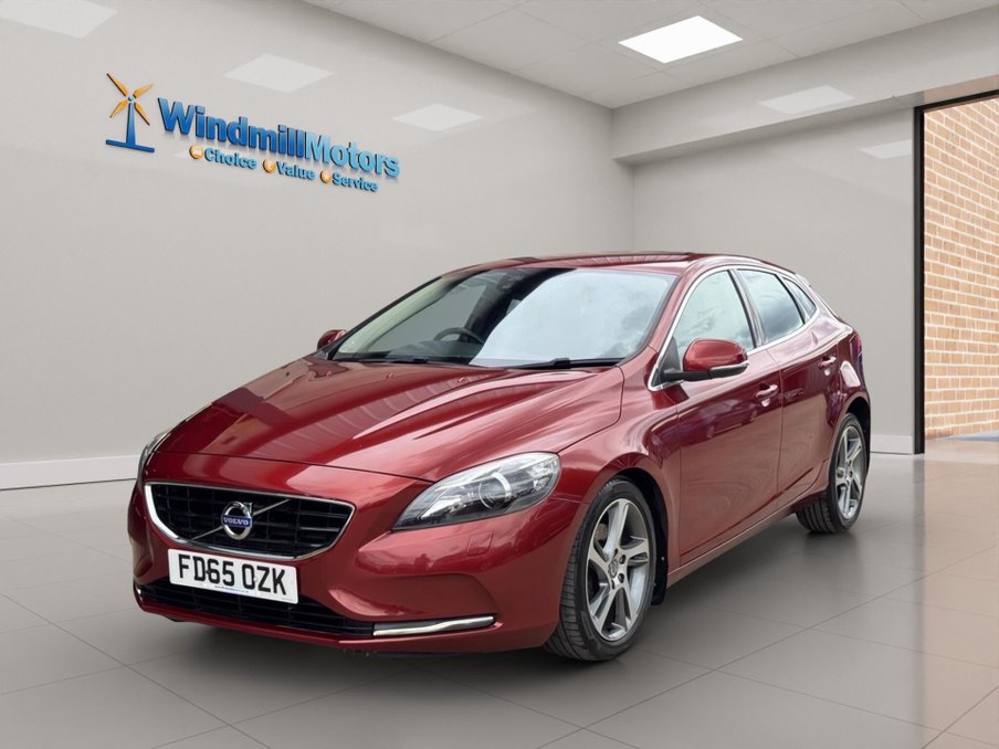2015 Volvo V40 — image 7