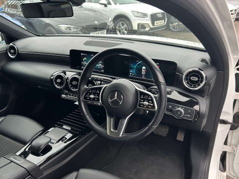 Mercedes-Benz A Class 1.5 A180d Sport Hatchback 5dr Diesel 7G-DCT Euro 6 (s/s) (116 ps) 17