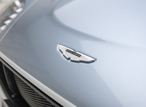 Aston Martin V12 Vantage S ROADSTER 43
