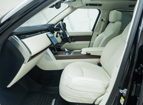 Land Rover Range Rover D350 SE 17