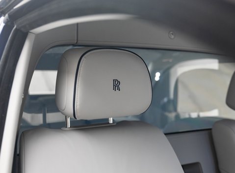 Rolls-Royce Phantom VIII EWB 18