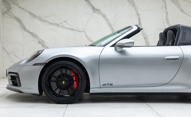 Porsche 911 Targa 4 GTS (992) 54