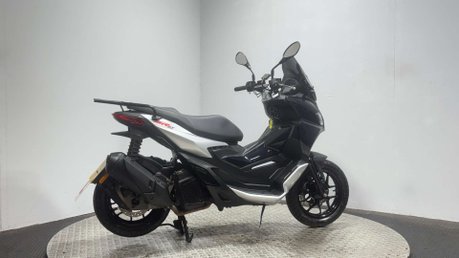 Aprilia SR GT 2022 18K NEW MOT 14BHP LEARNER SCOOTER HPI CLEAR 2