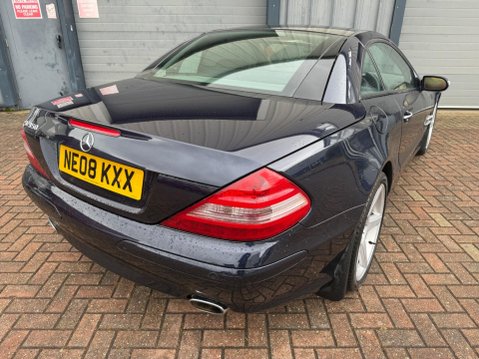 Mercedes-Benz SL Series 3.5 SL350 7G-Tronic 2dr 42