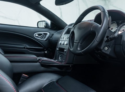 Aston Martin Vanquish S Ultimate 13