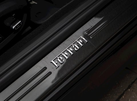 Ferrari GTC4 Lusso T 21