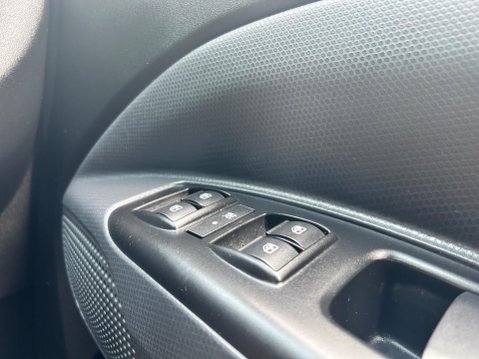 Fiat Doblo ELEGANZA MULTIJET DUALOGIC 21