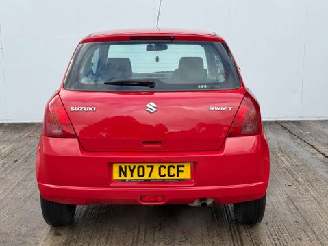 Suzuki Swift 1.3 Swift GL 3dr 16