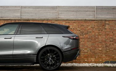 Land Rover Range Rover Velar R-Dynamic HSE Urban 31