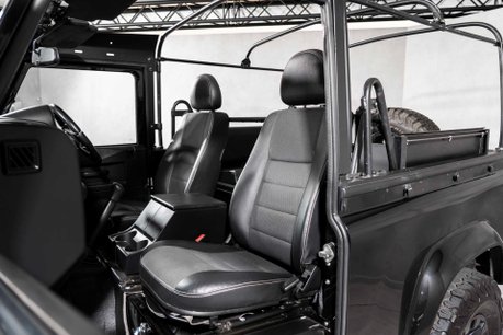 Land Rover Defender 90 TD SOFT TOP XS. MOMO WHEEL. HEATED SEATS. ALPINE STEREO. REAR BENCH SEATS. 18