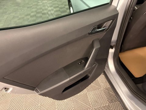 SEAT Arona 1.0 TSI FR DSG Euro 6 (s/s) 5dr 32
