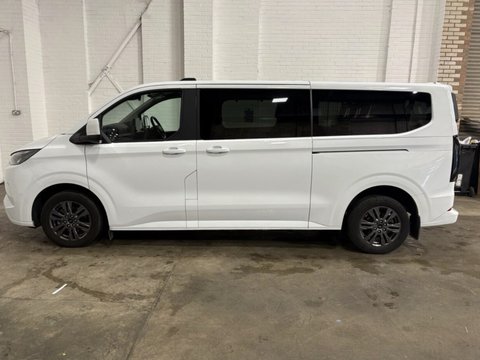 Ford Tourneo Custom 340 TITANIUM ECOBOOST 9