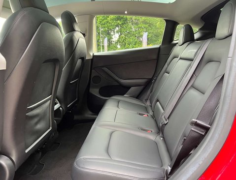 Tesla Model Y ModeL Y Long Range AWD 4WD 5dr 47