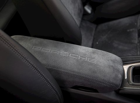 Porsche 911 (991.2) Turbo S 22