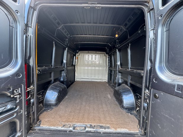 Citroen Relay MWB L2H2 [SOLD CR] Medium Roof Enterprise Air Con Nav Sensors EURO 6 NO VAT 9