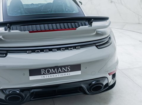 Porsche 911 Turbo S 34