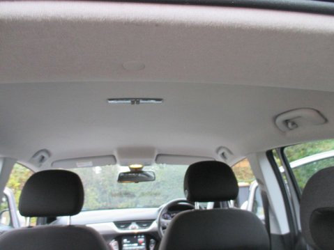 Vauxhall Corsa 1.4i ecoTEC SE Nav Euro 6 5dr 29