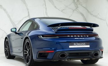 Porsche 911 (992) Turbo S 3