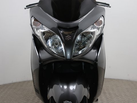Suzuki Burgman 400 AN 400 L2 34