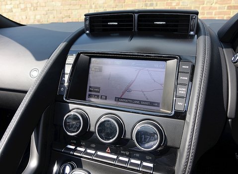 Jaguar F-Type V6 S Convertible 25