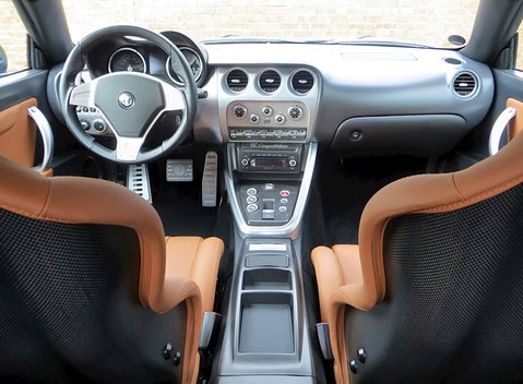 Alfa Romeo 8C Competizione 17