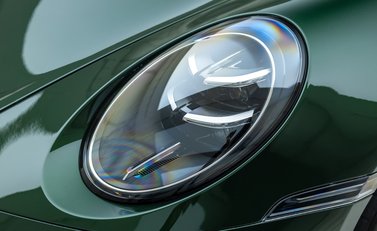 Porsche 911 GT3 TOURING (992.2) 40