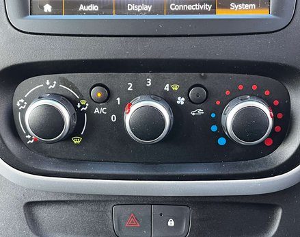 Renault Trafic 2.0 Trafic Sport Energy dCi 5dr 46