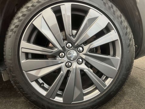 Peugeot 3008 1.6 3008 GT Line Premium PureTech S/S Auto 5dr 8