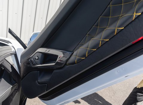 Lamborghini Aventador LP700-4 Roadster 24