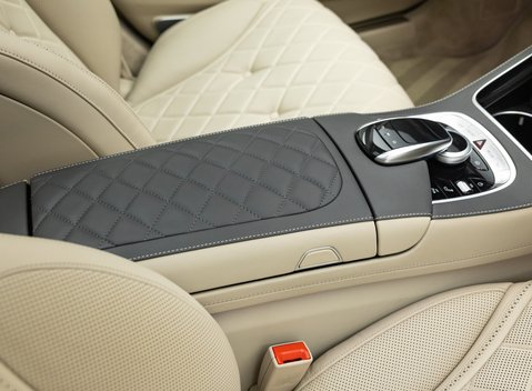 Mercedes-Benz S Class S650 MAYBACH 44
