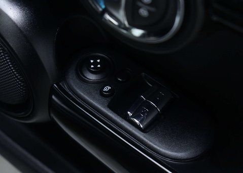 Mini Hatch Cooper S Electric Level 3 3dr 40