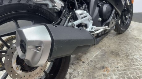 Yamaha R125 YZF 2023 ONLY 4K 1 OWNER NEW MOT SERVICED SPORTS BIKE 125CC 23