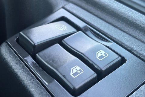 DAF LF FA45.180 12T Day E4 Box Lorry - Ex Fire & Rescue Service 30