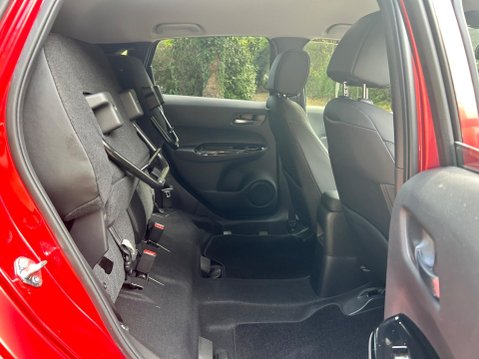 Honda Jazz I-MMD EX 8