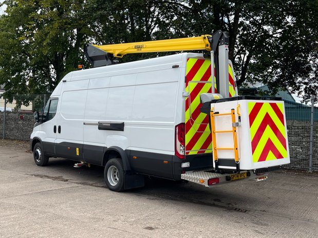 Iveco Daily 70C18 4100 c/w 140DEG VTL 2200mm access platform 23