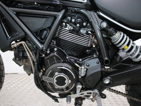 Ducati Scrambler 800 SCRAMBLER ICON DARK 29