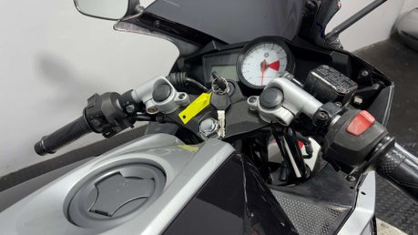 Yamaha R125 YZF 2009 20K 125CC SPORTS BIKES 15BHP NEW MOT SERVICED 17