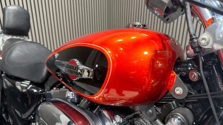 Harley-Davidson Sportster 1200 XL1200C 2011 ONLY 7K NEW MOT CUSTOM CRUISER BIKE 18
