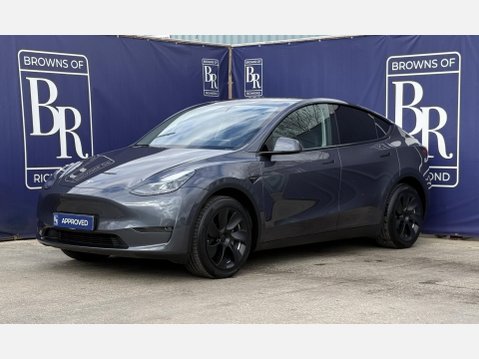 Tesla Model Y (Dual Motor) Long Range SUV 5dr Electric Auto 4WDE (384 bhp) 9