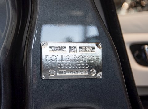 Rolls-Royce Cullinan 38