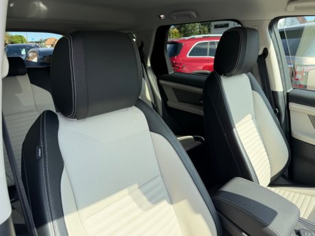 Land Rover Discovery Sport 1.5 P300e 12.2kWh R-Dynamic S 5dr Petrol Plug-in Hybrid 4WD Euro 6 (309 ps) 26