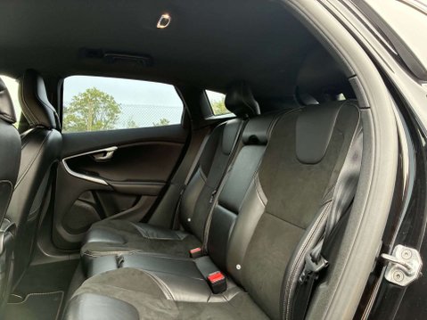 Volvo V40 2.0 V40 R-Design T2 5dr 11