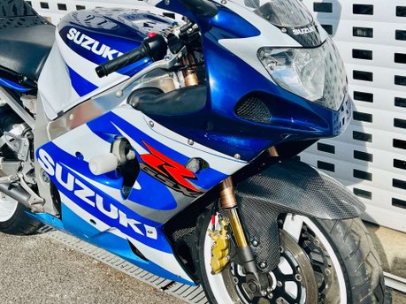 Suzuki GSX-R GSXR 1000 K1 