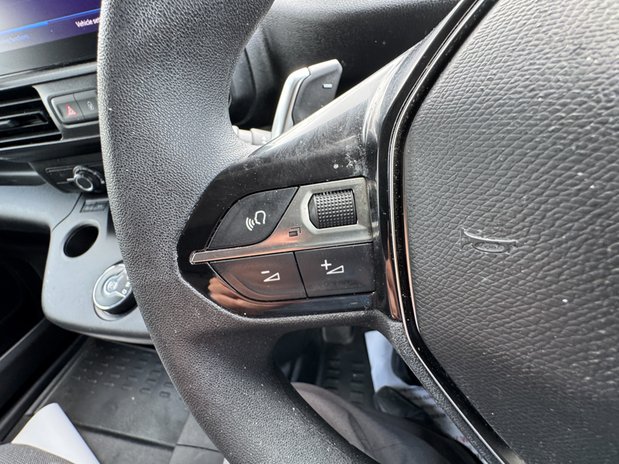 Peugeot Partner AUTO SWB L1H1 Low Roof Premium Plus Air Con Alloys Nav Sensors EURO 6 17