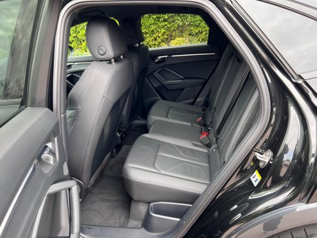 Audi Q3 1.5 TFSI CoD 35 Black Edition Sportback S Tronic Euro 6 (s/s) 5dr 35