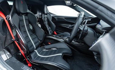 Ferrari SF90 Stradale ASSETTO FIORANO 17