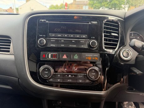 Mitsubishi Outlander DI-D 3 14