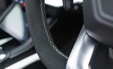 Lamborghini Urus SE 35