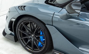 McLaren 765LT Spider 38