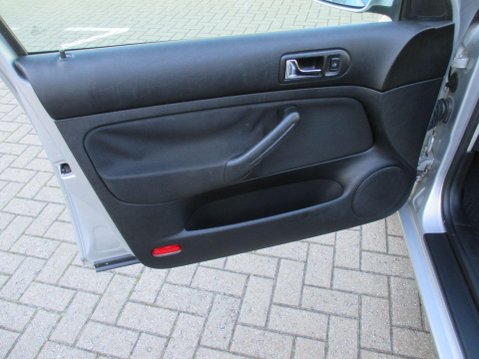 Volkswagen Golf 1.9 TDI PD GT 5dr 43